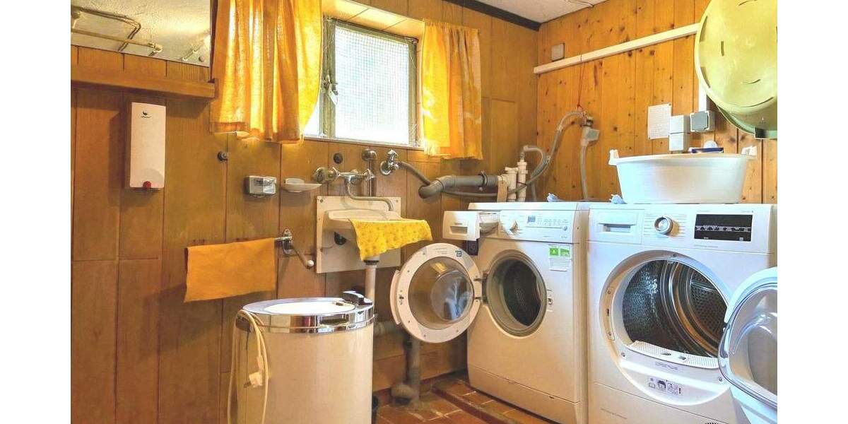 Mehrfamilienhaus, Wohnhaus Cadolzburg - 5 Zimmer, 110 m&sup2;, 385.000&euro; | Angebot:25676928