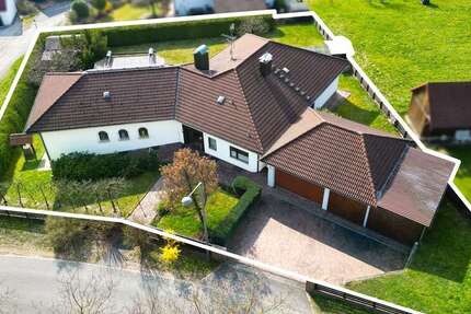 Haus Röthenbach an der Pegnitz - 9 Zimmer, 381 m&sup2;, 949.000&euro; | Angebot:26220767