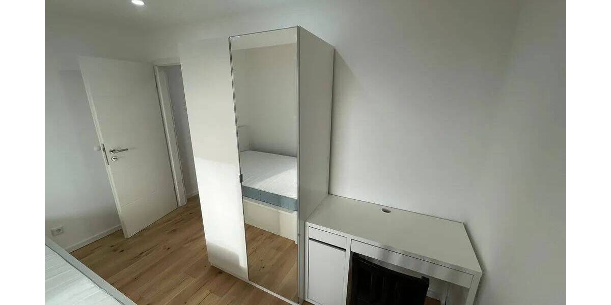 Etagenwohnung Erlangen Bruck - 4 Zimmer, 15 m&sup2;, 510&euro; | Angebot:26700122