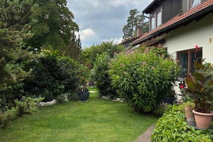 Waldrandlage 15 Minuten nach Nürnberg 2-Familienhaus mit Traum-Lage und Garten 3 zimmer