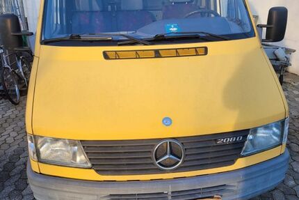 Mercedes-Benz Sprinter 253.000 km 5.900 &euro; Nürnberg 90441