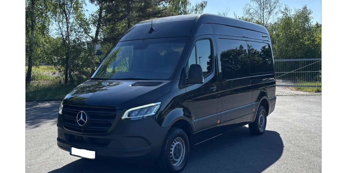 Mercedes-Benz Sprinter 50.617 km 40.890 &euro; Zirndorf 90513