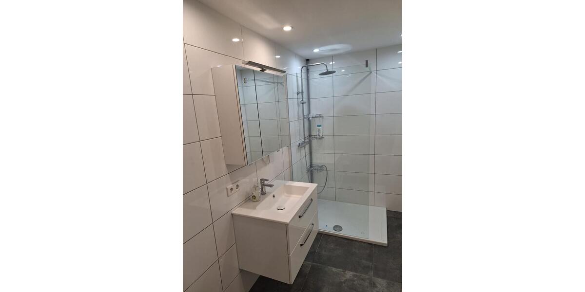 Zur Miete sanierte 4 Zimmer Wohnung in Hersbruck zimmer