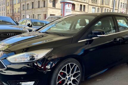 Ford Focus 183.324 km 6.990 &euro; Fürth ( bei Nürnberg ) 90762