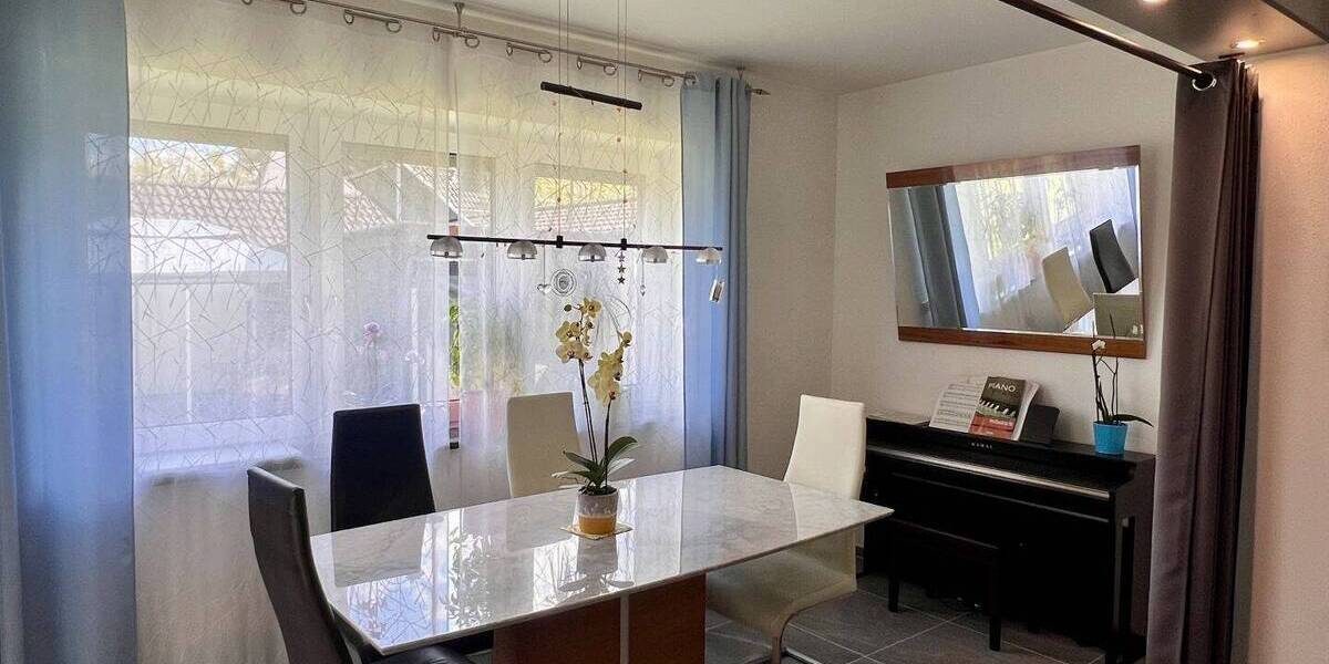 Einfamilienhaus Roth - 8 Zimmer, 237 m&sup2;, 849.000&euro; | Angebot:26627746