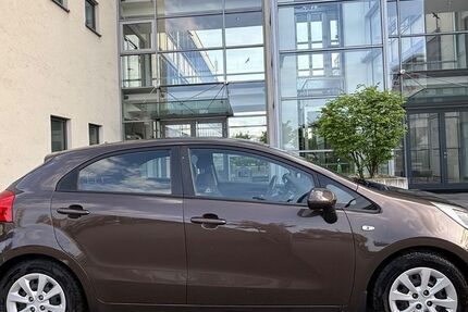 Kia Rio 115.000 km 4.000 &euro; Nürnberg 90439