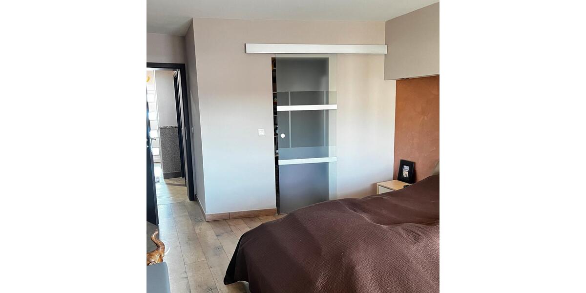 Wohnung 4 Zimmer renoviert, sehr gepflegt 4 zimmer