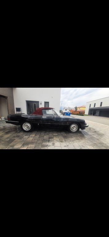 Alfa Romeo Spider 150.000 km 10.250 € Markt Erlbach 91459