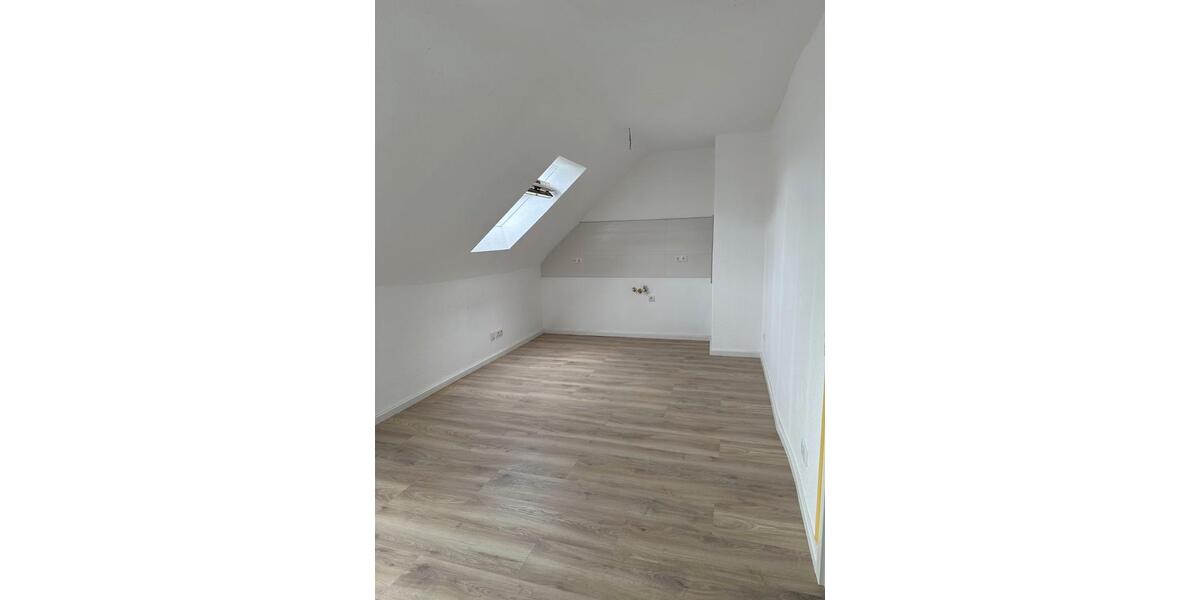 Dachgeschoßwohnung Oberasbach - 3 Zimmer, 51 m&sup2;, 199.000&euro; | Angebot:26995670