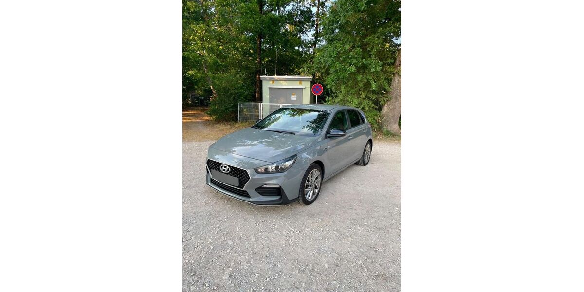 Hyundai i30 47.000 km 14.400 &euro; Nürnberg 90459