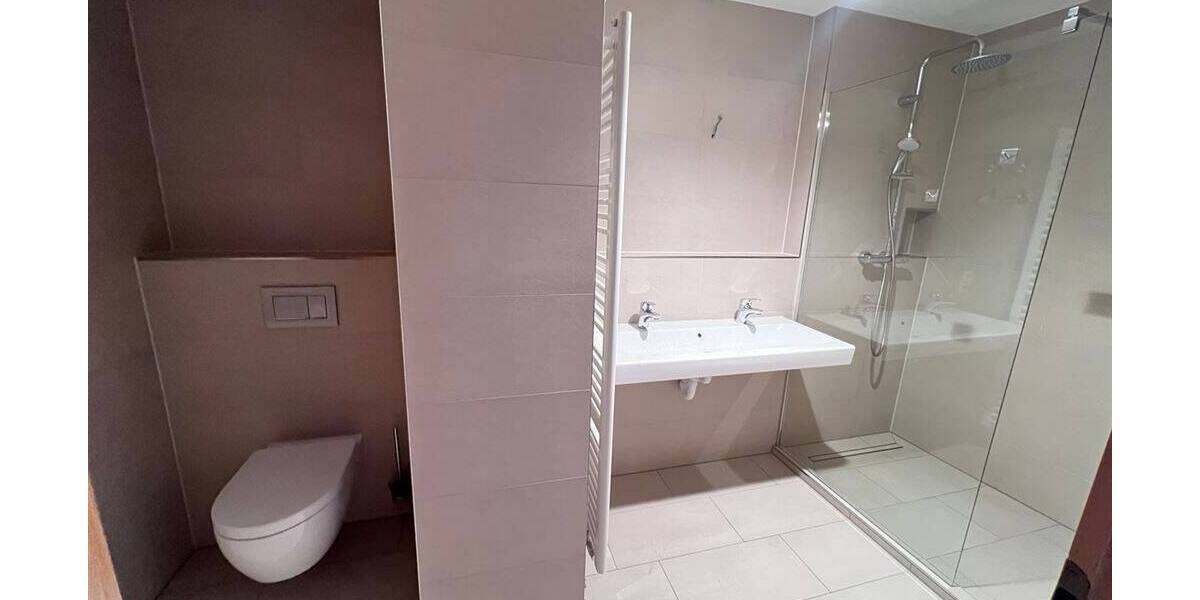 Etagenwohnung Nürnberg Fischbach - 3 Zimmer, 100 m&sup2;, 1.150&euro; | Angebot:26201885