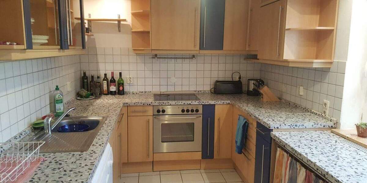 !! Dreifamilienhaus in Erlangen-Alterlangen – stabile Mietsituation, nachhaltige begehrte Lage !! 7 zimmer