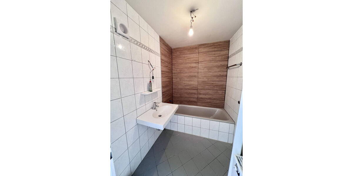 Etagenwohnung Fürth Stadeln - 3 Zimmer, 78 m&sup2;, 1.100&euro; | Angebot:26217984