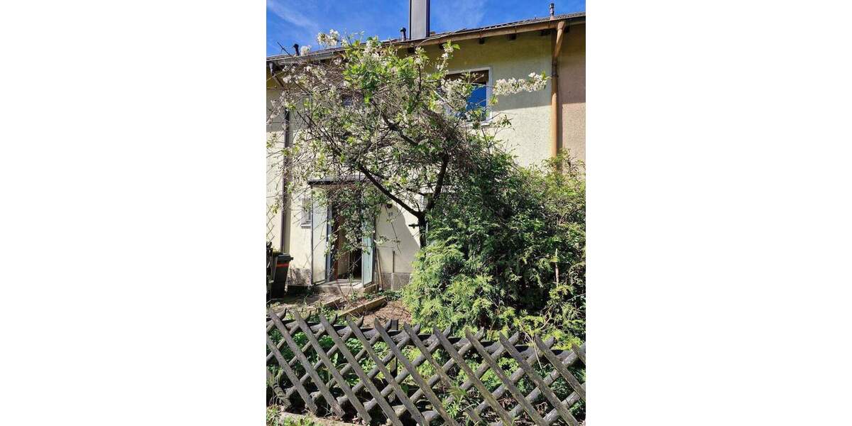 Reihenmittelhaus Forchheim - 5 Zimmer, 120 m&sup2;, 310.000&euro; | Angebot:26433427