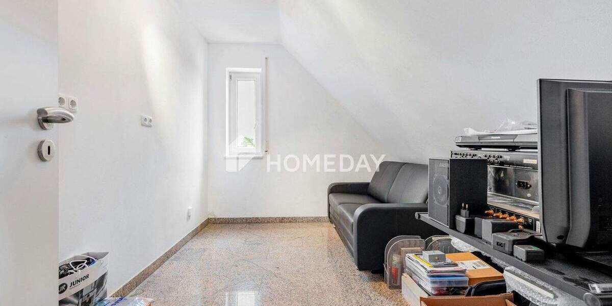 Einfamilienhaus Nürnberg Falkenheim - 7 Zimmer, 250 m&sup2;, 1.190.000&euro; | Angebot:25677475