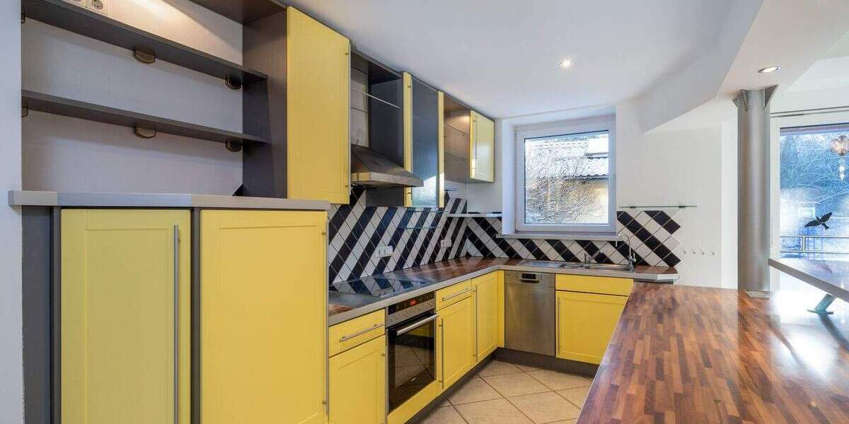 Mehrfamilienhaus, Wohnhaus Stein Deutenbach - 8 Zimmer, 219 m&sup2;, 850.000&euro; | Angebot:25666707