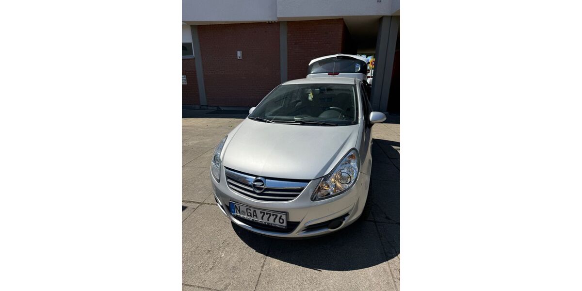 Opel Corsa 84.000 km 3.650 &euro; Nürnberg 90443