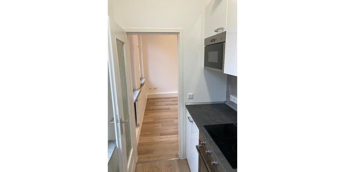 Wunderschön renovierte 2 Zimmer Altbauwohnung inkl. EBK in Fürth direkt an der Rednitz 2 zimmer