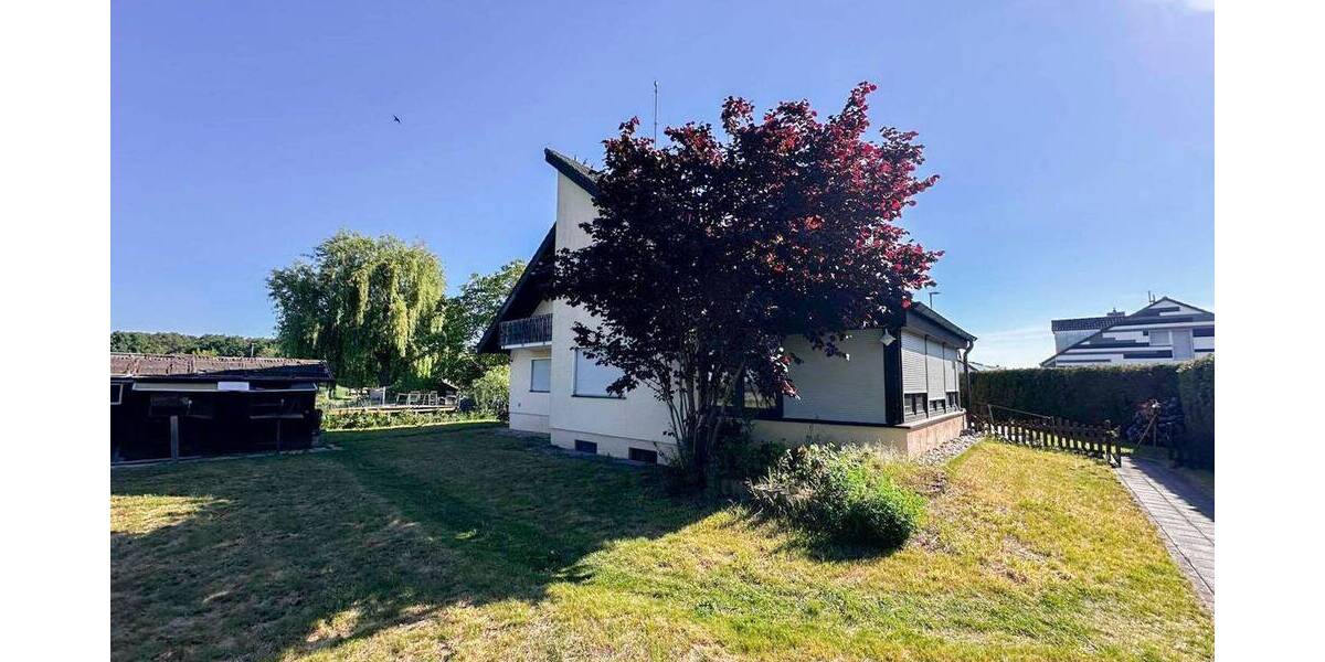 Mehrfamilienhaus, Wohnhaus Heßdorf Niederlindach - 9 Zimmer, 230 m&sup2;, 528.000&euro; | Angebot:26827480