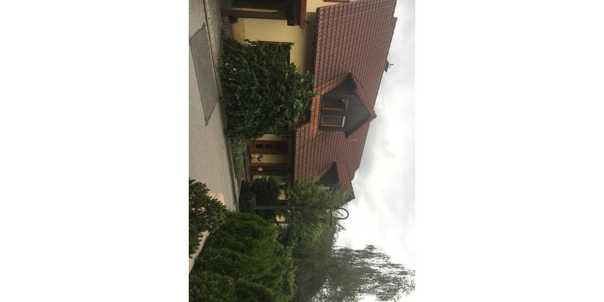 Doppelhaushälfte Hersbruck - 4 Zimmer, 108 m&sup2;, 1.400&euro; | Angebot:27617183
