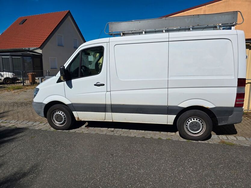 Mercedes-Benz Sprinter 185.000 km 8.800 € Höchstadt an der Aisch 91315