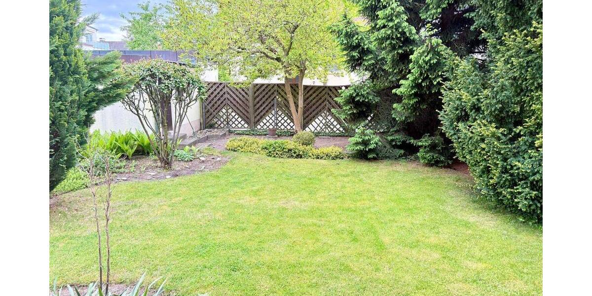 Mehrfamilienhaus, Wohnhaus Nürnberg Altenfurt - 8 Zimmer, 182 m&sup2;, 695.000&euro; | Angebot:26929963