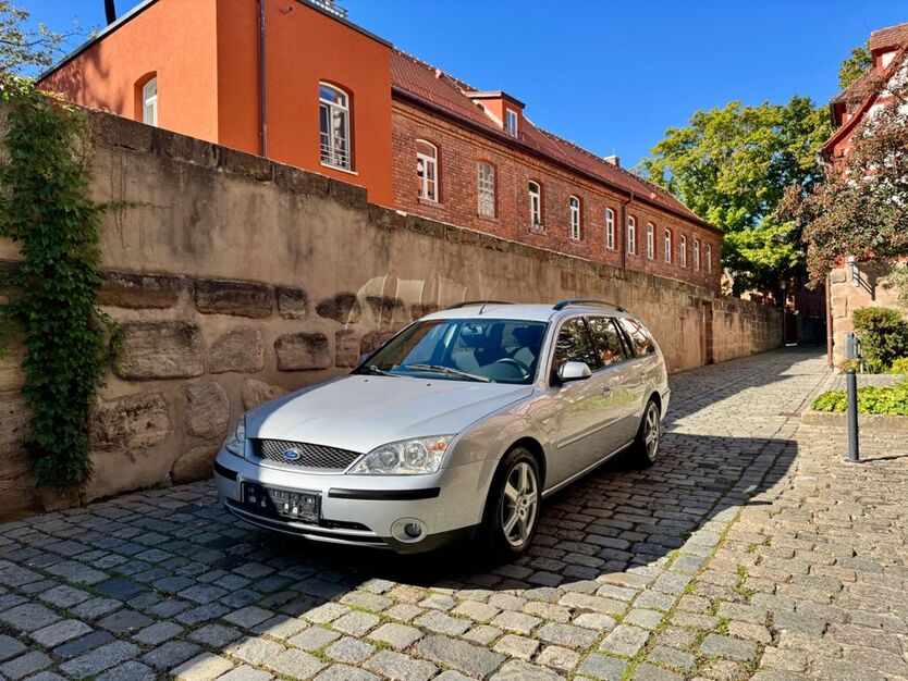 Ford Mondeo 250.000 km 1.300 € Haag 91126