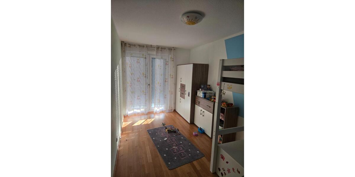 Reihenhaus Nürnberg Gibitzenhof - 5 Zimmer, 136 m&sup2;, 2.108&euro; | Angebot:27614256