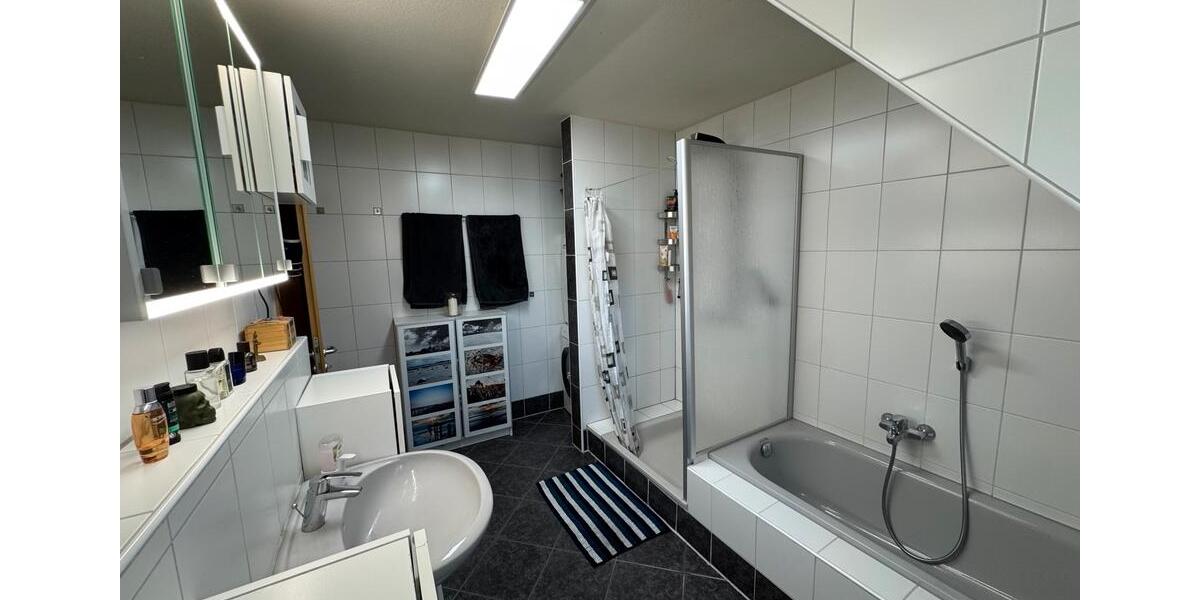 Dachgeschoßwohnung Ammerndorf - 3.5 Zimmer, 105 m&sup2;, 359.000&euro; | Angebot:27605480