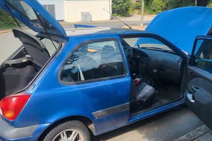 Ford Fiesta 79.399 km 850 &euro; Nürnberg 90427