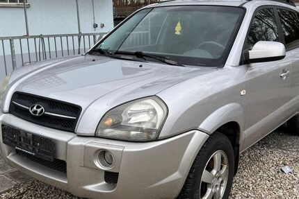 Hyundai TUCSON 250.000 km 1.990 &euro; Oberasbach 90522