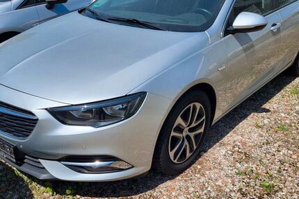 Opel Insignia 248.000 km 6.900 € Nürnberg 90449
