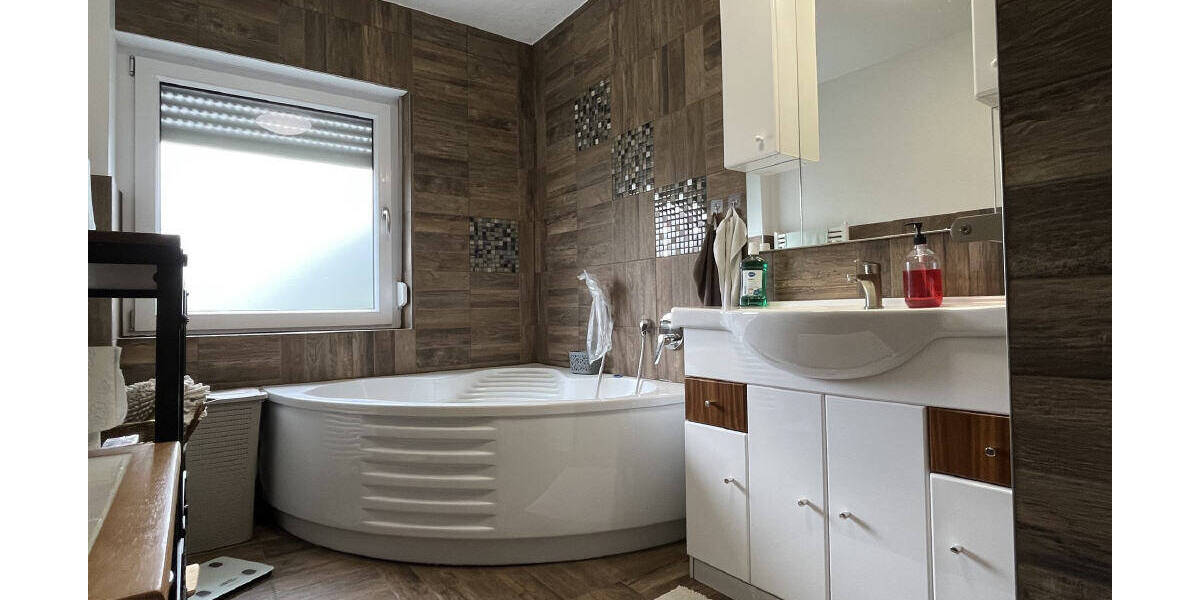 Mehrfamilienhaus, Wohnhaus Erlangen Bruck - 8 Zimmer, 890.000&euro; | Angebot:25667534