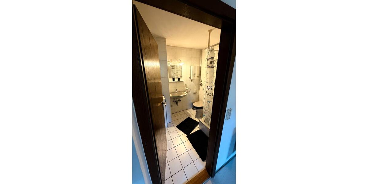Etagenwohnung Neunkirchen am Brand - 1 Zimmer, 37 m&sup2;, 530&euro; | Angebot:27611864