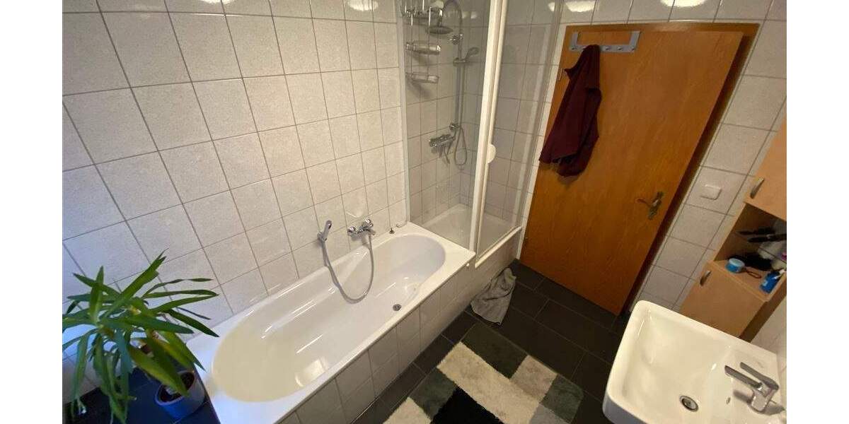 Doppelhaushälfte Burgthann Schwarzenbach - 7 Zimmer, 180 m&sup2;, 459.000&euro; | Angebot:24793965