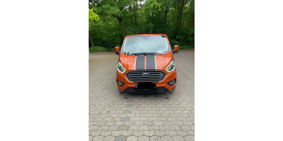 Ford Tourneo Custom 97.000 km 32.499 &euro; Nürnberg 90455