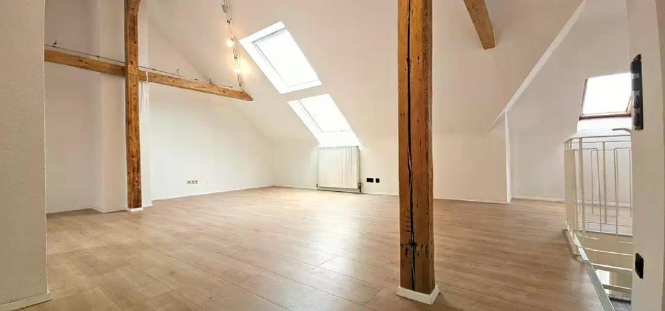 Provisionsfreie 2-Zimmer Maisonette Wohnung in der Südstadt 2 zimmer