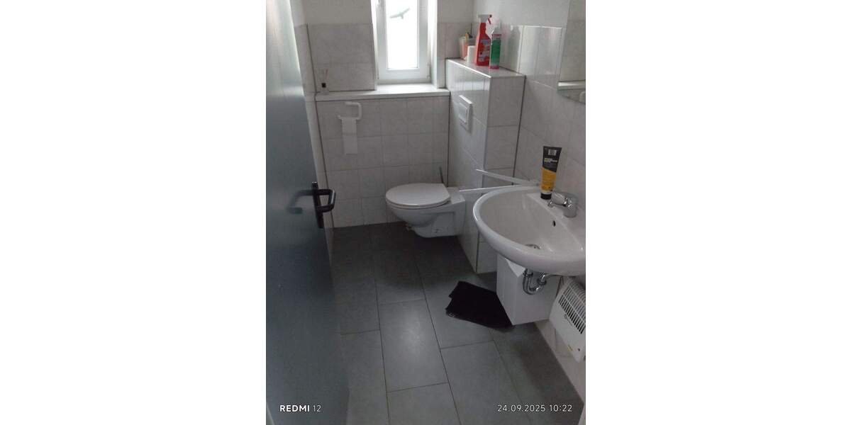 Ihr neues Investment in Büchenbach Moderne Werkhalle mit großzügiger Wohnung zimmer