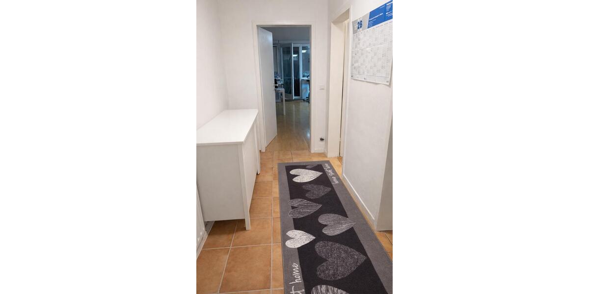 Etagenwohnung Nürnberg Langwasser - 1 Zimmer, 50 m&sup2;, 180.000&euro; | Angebot:25408001