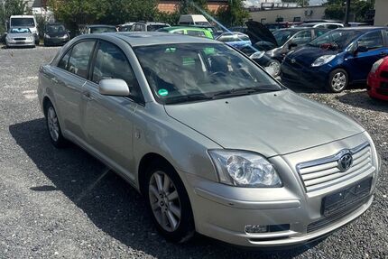 Toyota Avensis 204.000 km 2.200 &euro; Fürth 90763