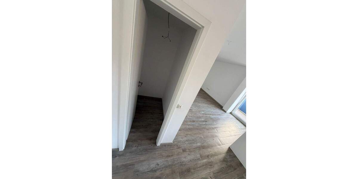Etagenwohnung Nürnberg Steinbühl - 2 Zimmer, 65 m&sup2;, 950&euro; | Angebot:26741046