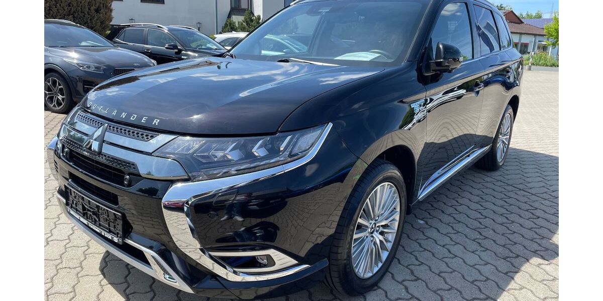 Mitsubishi Plug-in Hybrid Outlander 118.000 km 18.990 &euro; Forchheim 91301