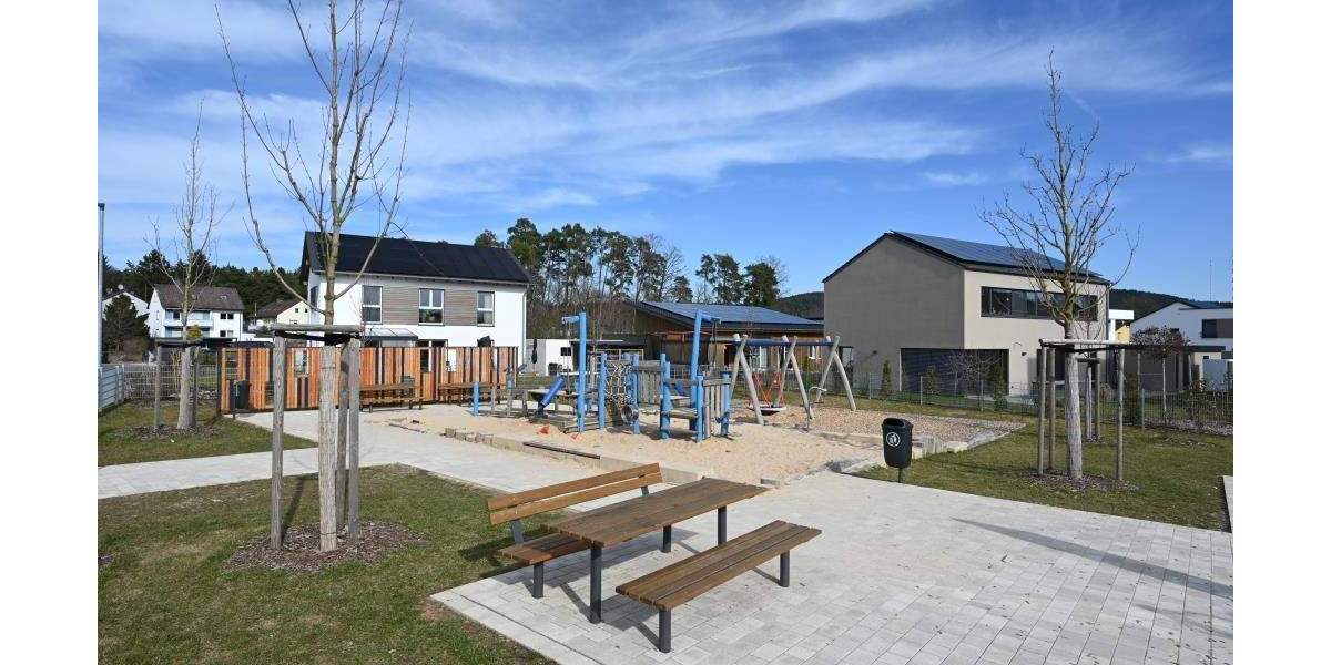 Etagenwohnung Burgthann Heinleinshof - 2 Zimmer, 69 m&sup2;, 325.663&euro; | Angebot:25820657