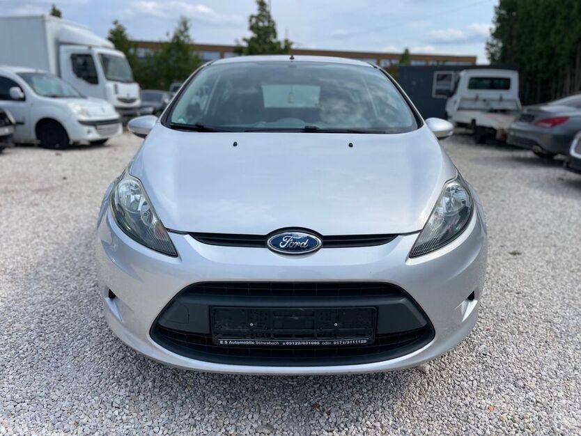 Ford Fiesta 73.000 km 2.499 € Wendelstein 90530