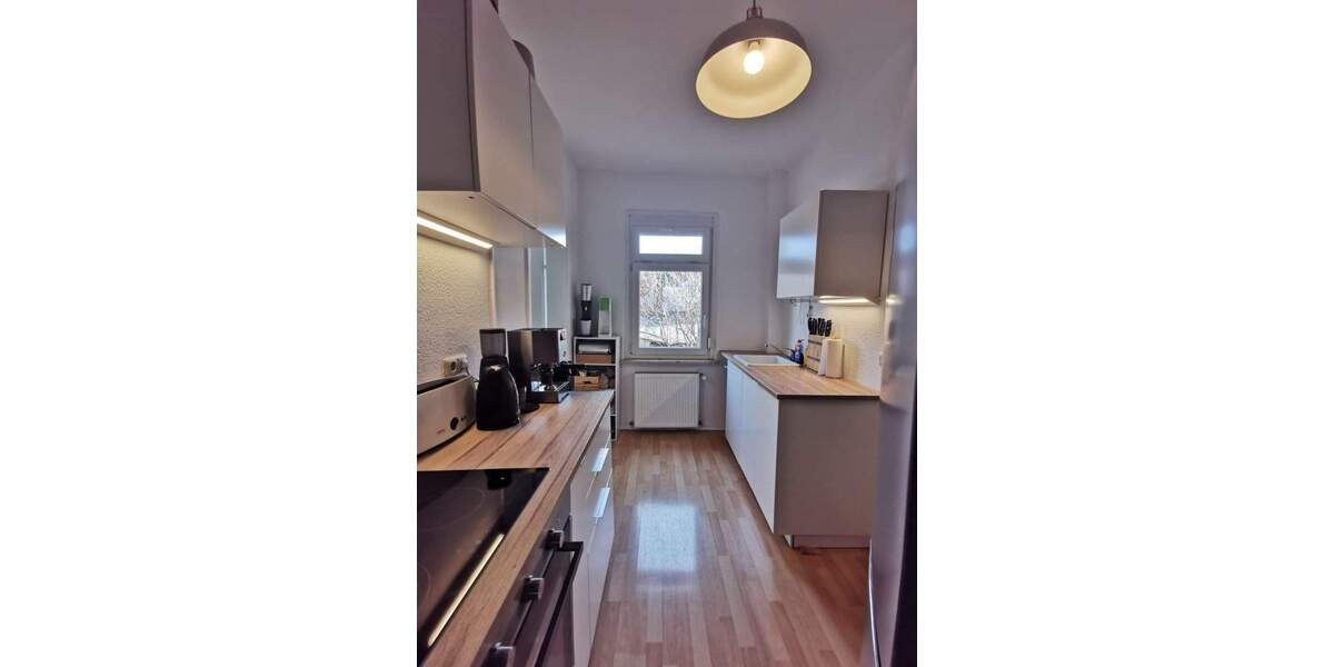 Studentenpaar willkommen! Sanierte 4-Zimmer-Altbauwohnung ohne Balkon in ruhiger Innenstadtlage von Fürth 4 zimmer