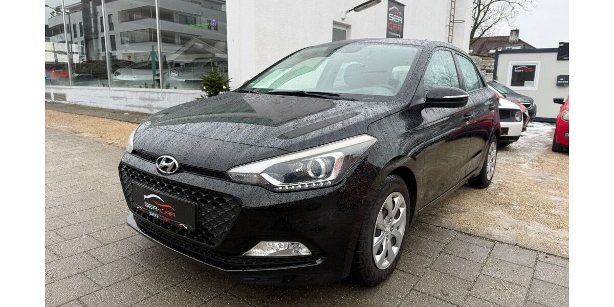 Hyundai i20 99.500 km 7.600 &euro; Roth 91154