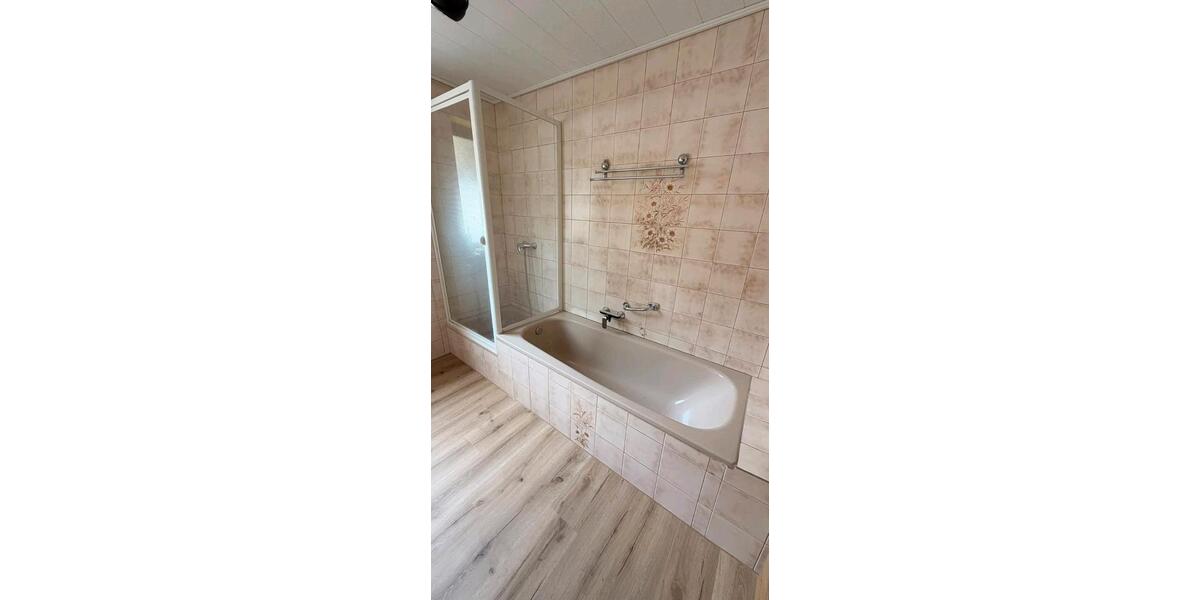 Etagenwohnung Dietenhofen - 4.5 Zimmer, 108 m&sup2;, 990&euro; | Angebot:27612324