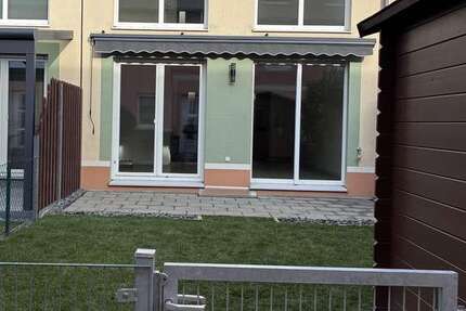 Haus zum Mieten in Feucht 1.900 € 140 m² 5 zimmer