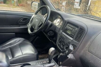 Ford Maverick 98.000 km 1.450 &euro; Nürnberg 90443