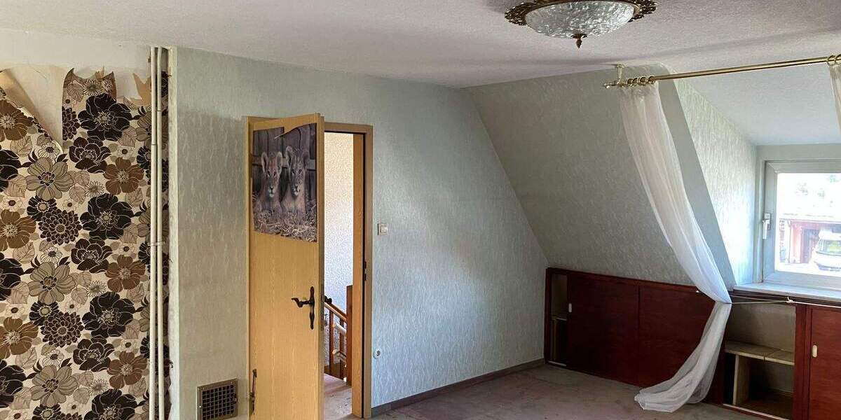 Doppelhaushälfte Nürnberg Falkenheim - 3 Zimmer, 92 m&sup2;, 375.000&euro; | Angebot:25663651